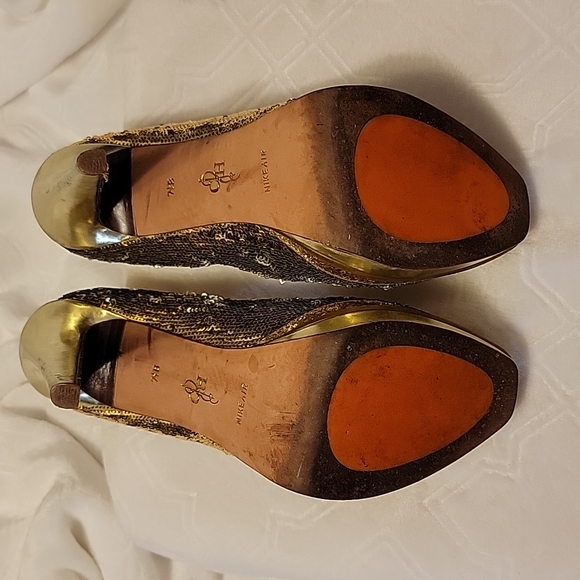 Cole Hahn Gold/Silver Sequin Heels - Picture 6 of 7